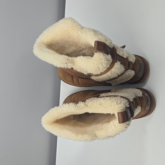 UGG Australia Chestnut Boots with Outer Straps - Picture 5 of 10